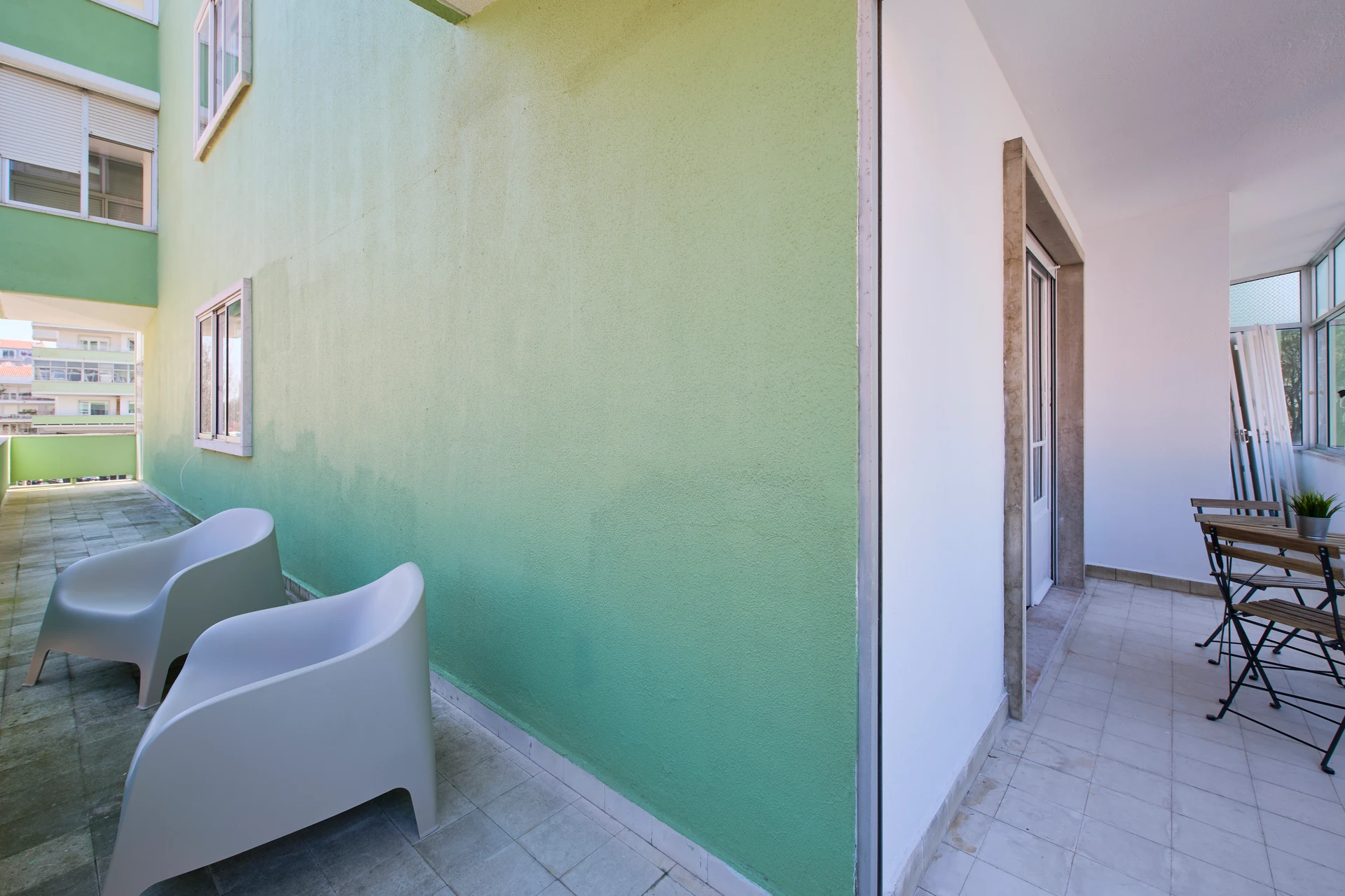 Lisboa • Quarto no Campo Grande, foto 4