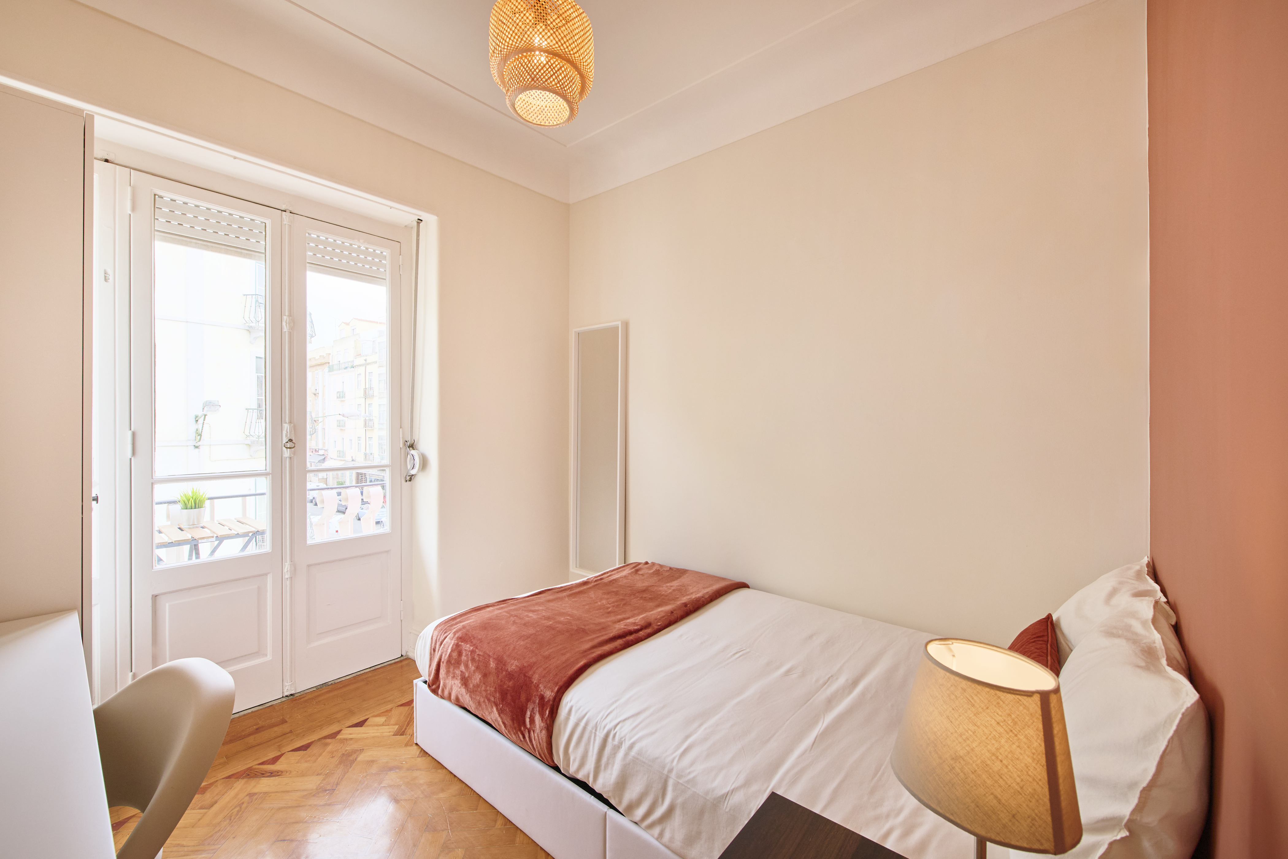 Apartamento de 8 Quartos em Arroios, Quarto 1, foto 2