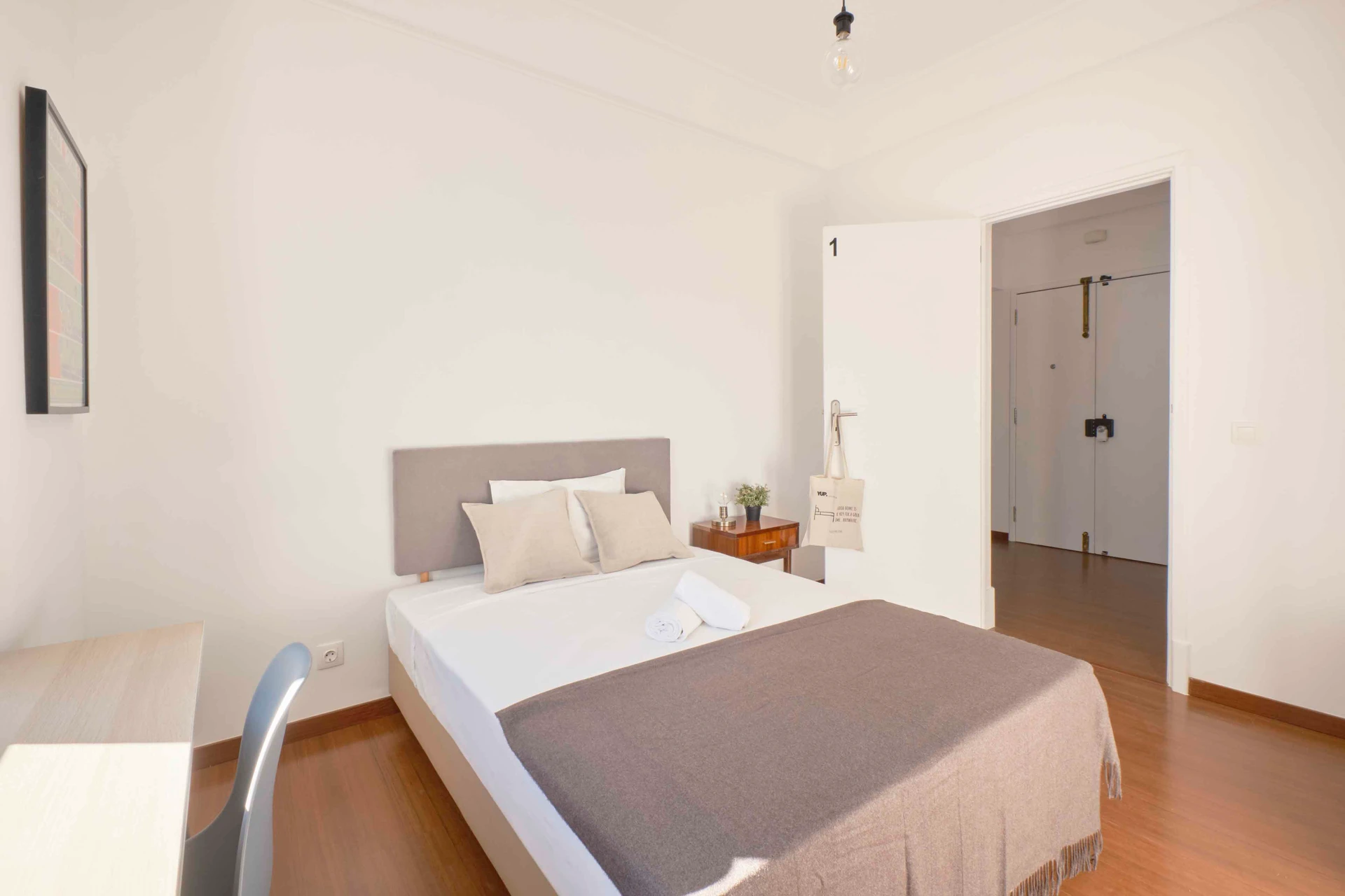 S5#R1 - Quarto luminoso no Saldanha, foto 4