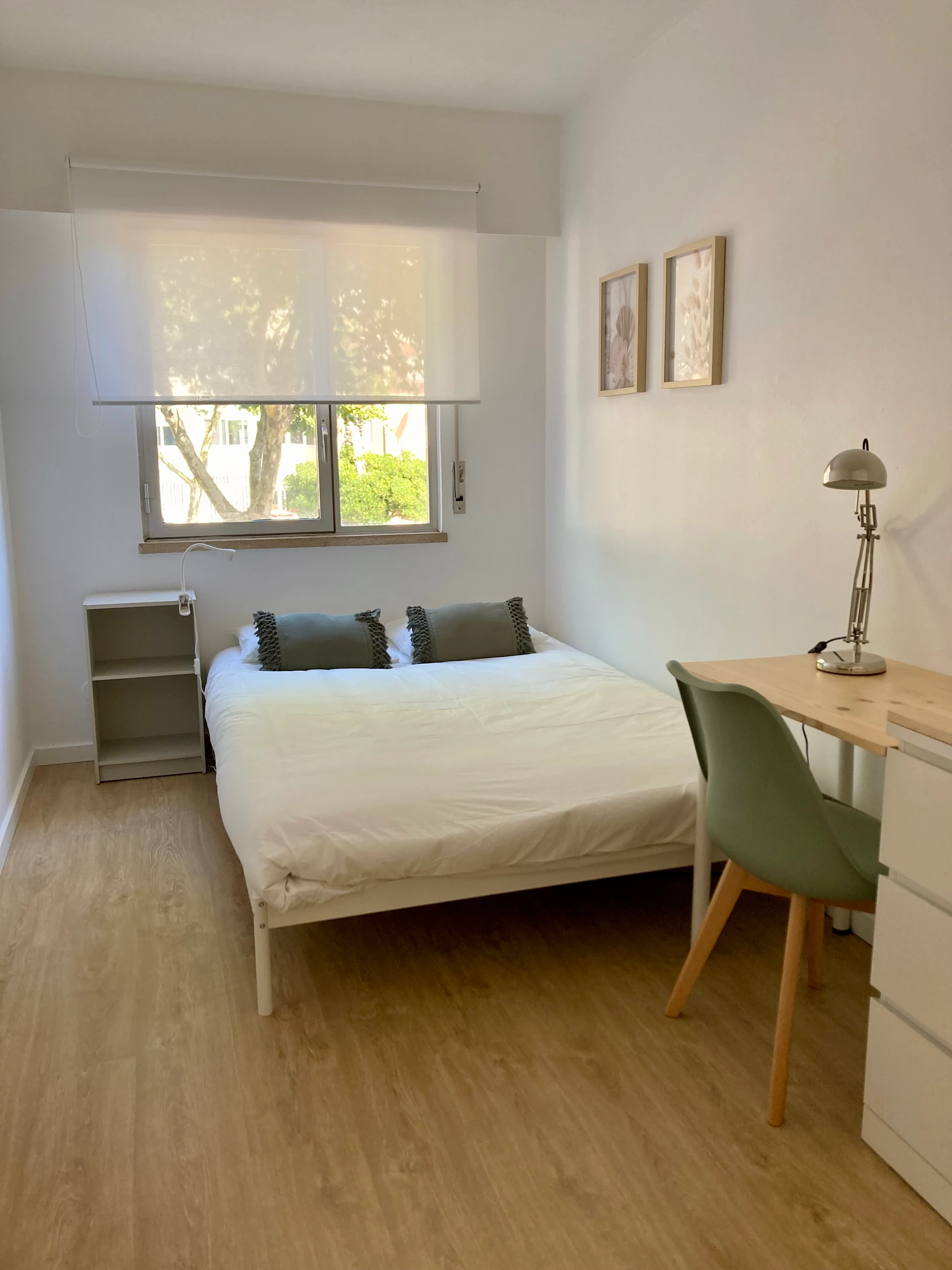 Room in Carcavelos