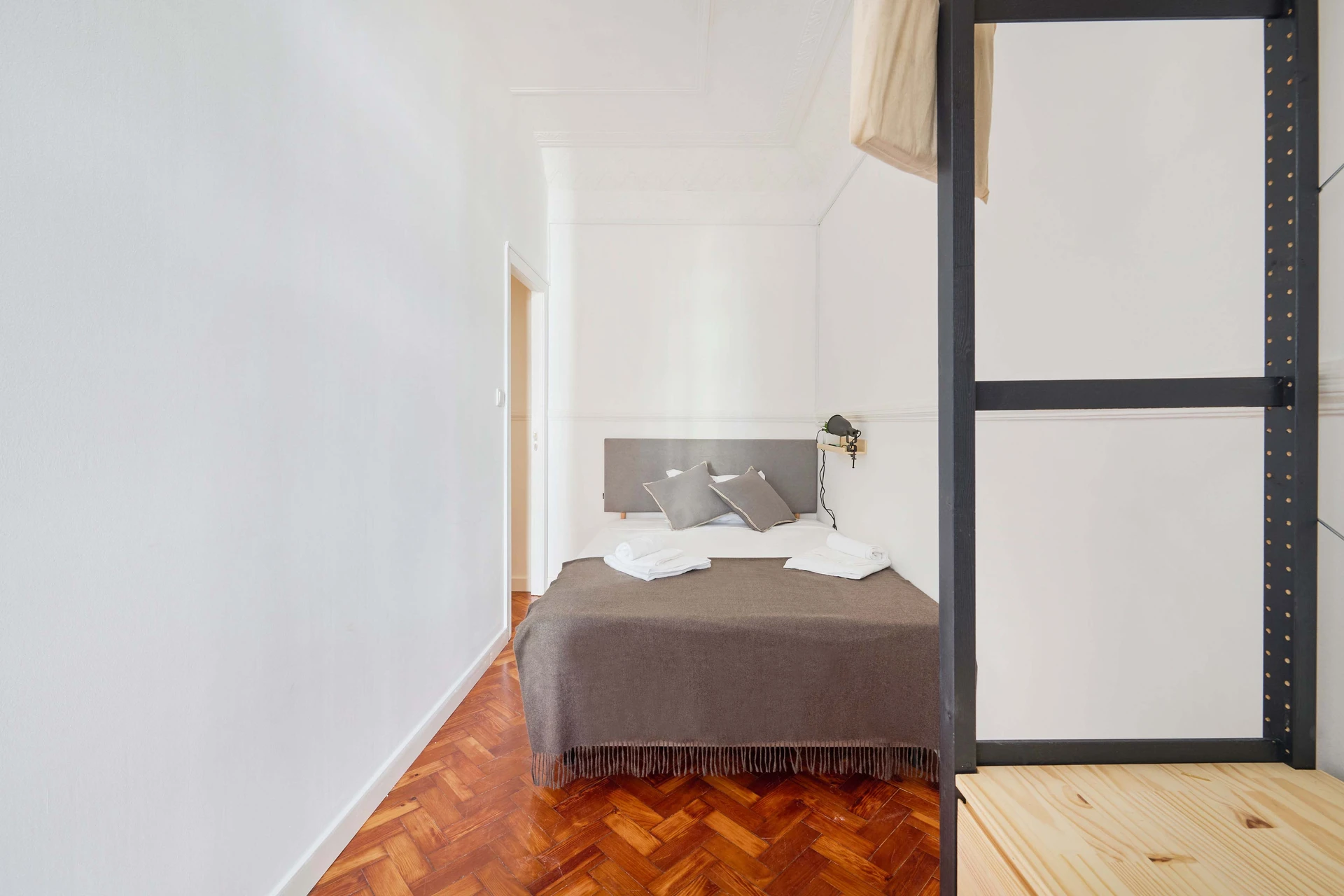 PR11#R7 - Quarto luminoso no Príncipe Real, foto 2