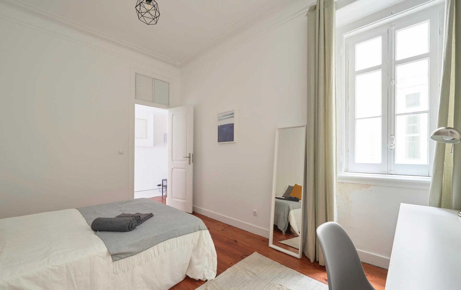 Gon. Crespo // Quarto 3