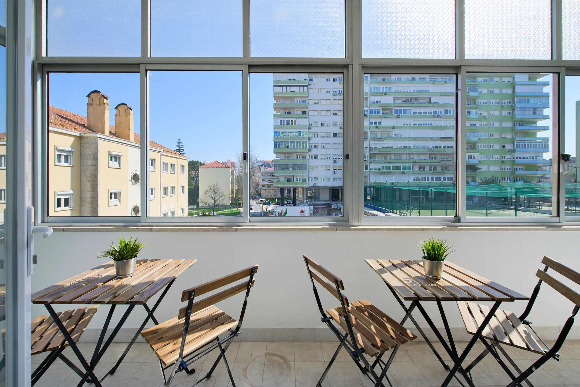 Lisboa • Quarto no Campo Grande, foto 4