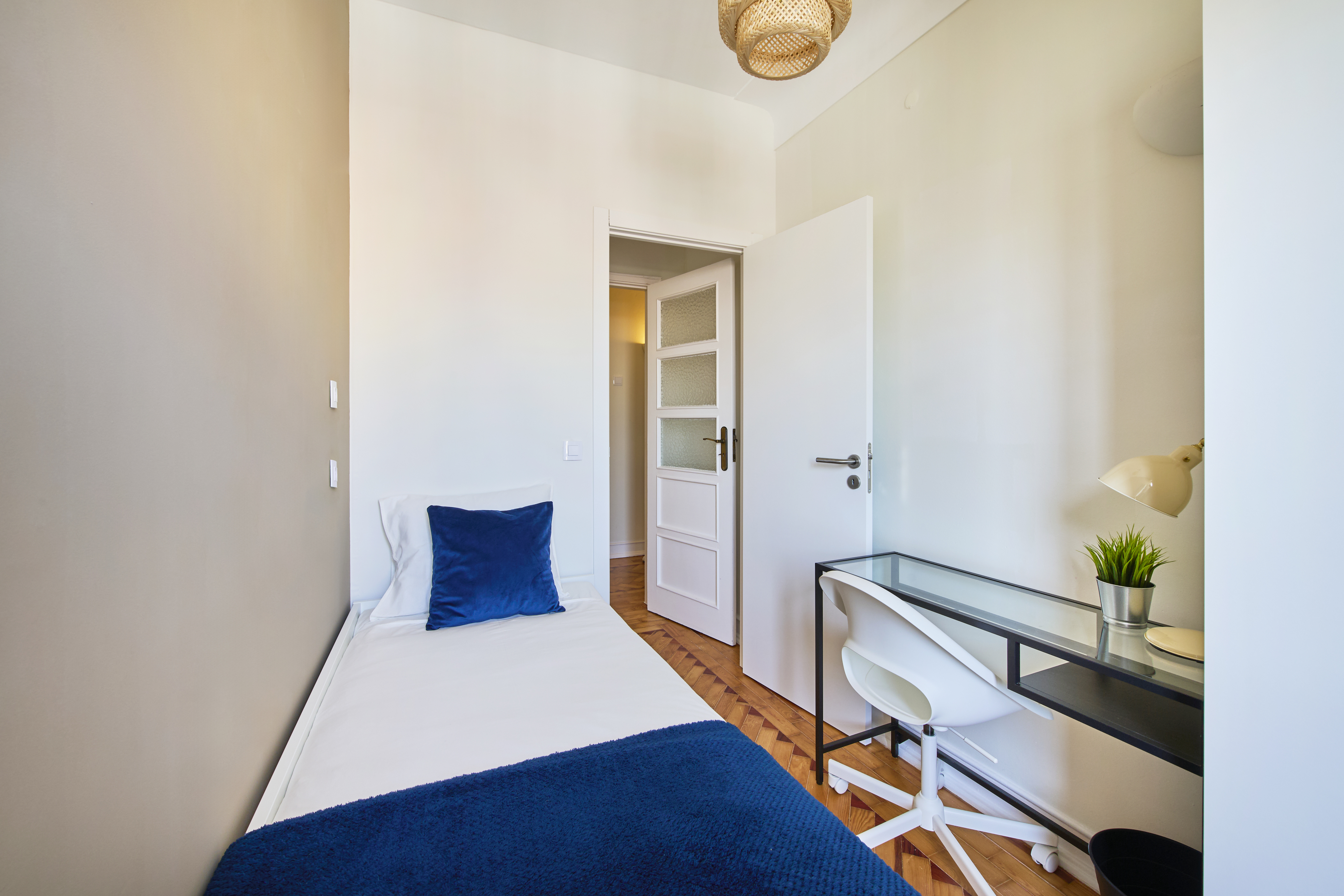 Apartamento de 6 Quartos em Arroios, Quarto 3, foto 2