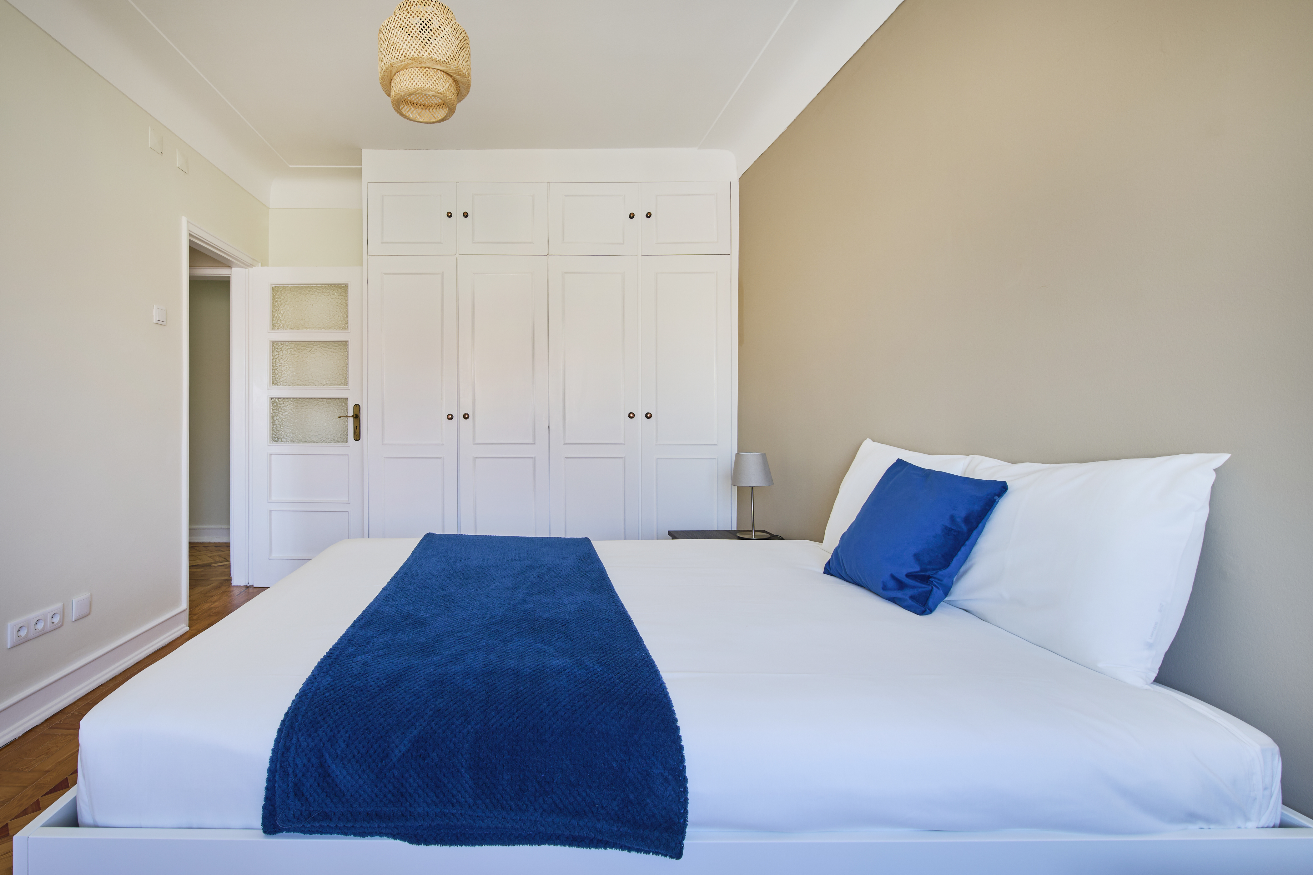 Apartamento de 6 Quartos em Arroios, Quarto 5, foto 2
