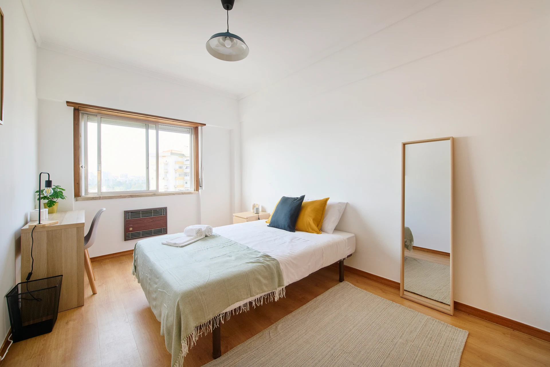 Alameda das Linhas de Torres // Quarto 4, foto 2