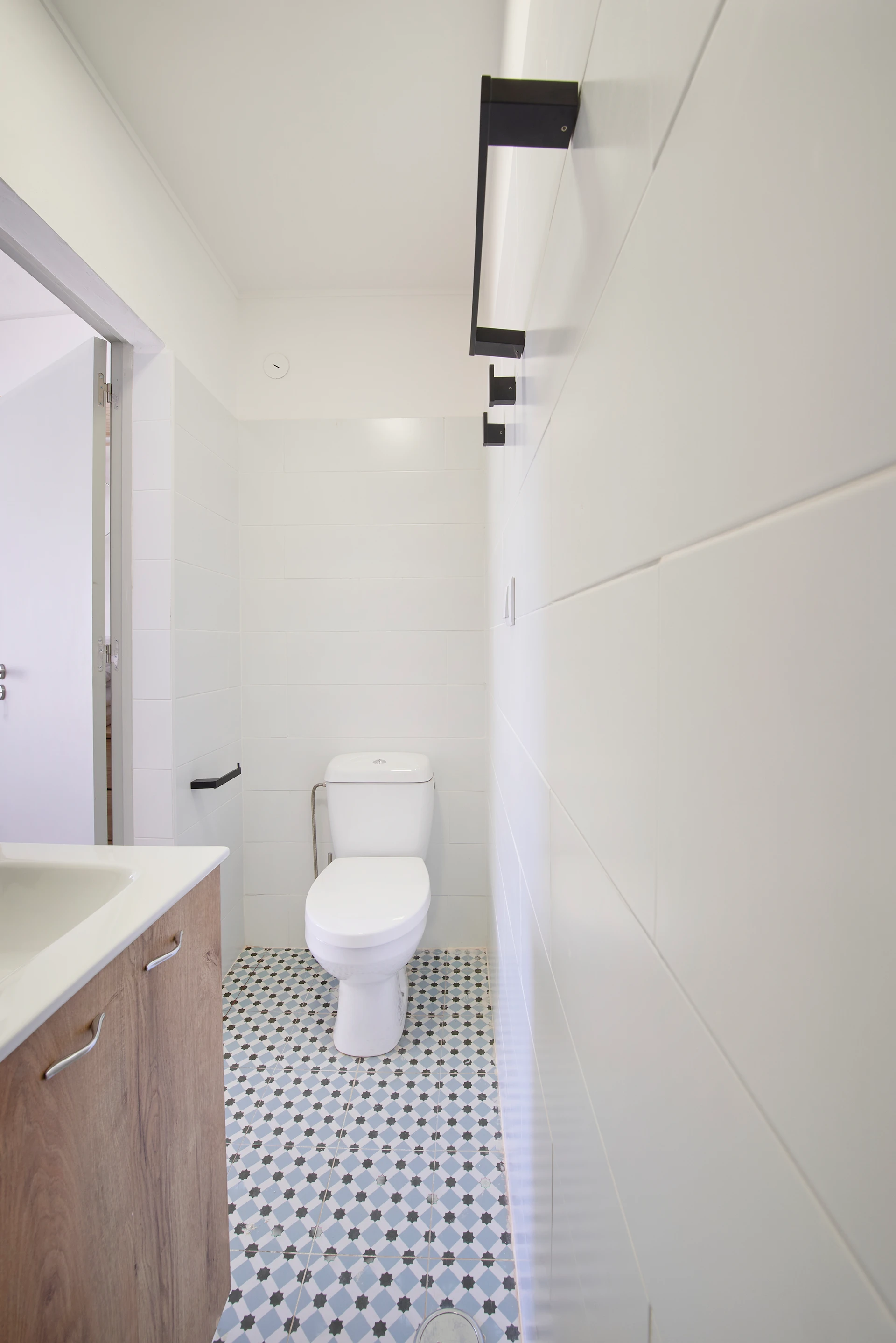 S10#R8 - Quarto c/ casa de banho privativa no Saldanha, foto 2