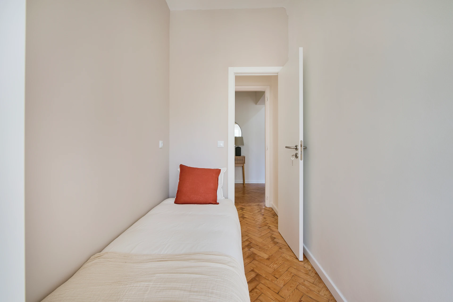 Lisboa • Quarto no Campo Grande