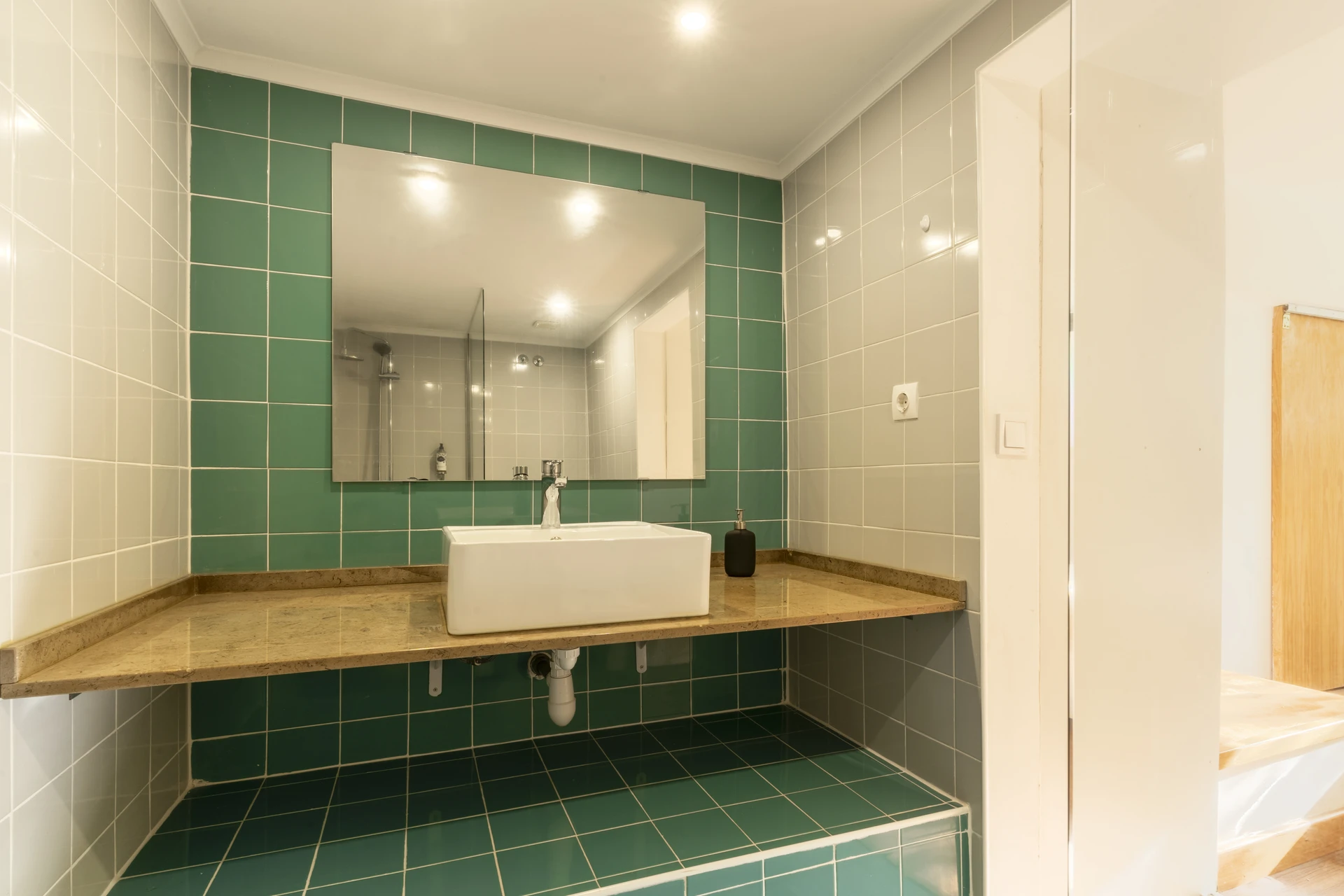 Room in Carcavelos
