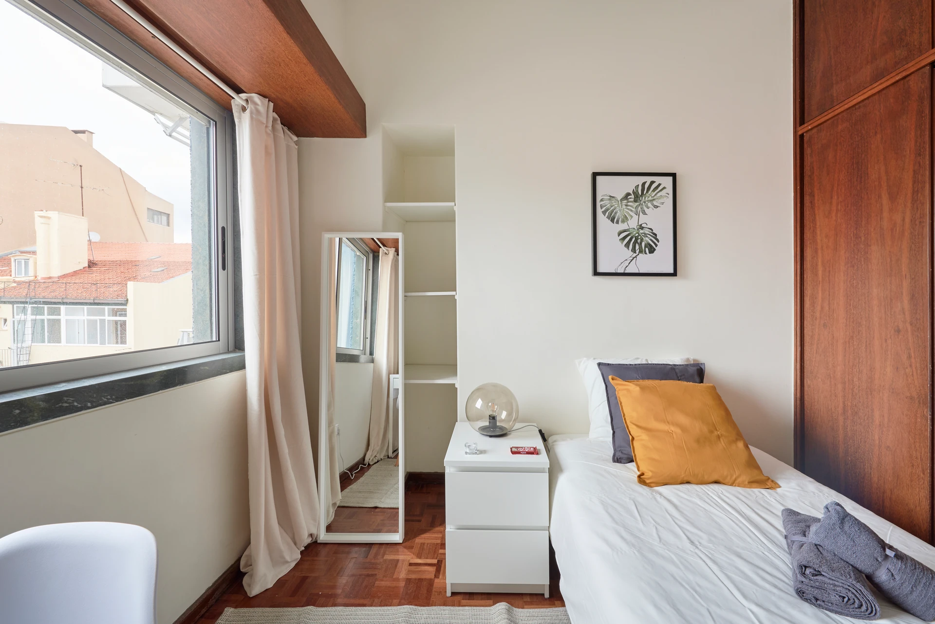 V. Santarém // Quarto 6, foto 3