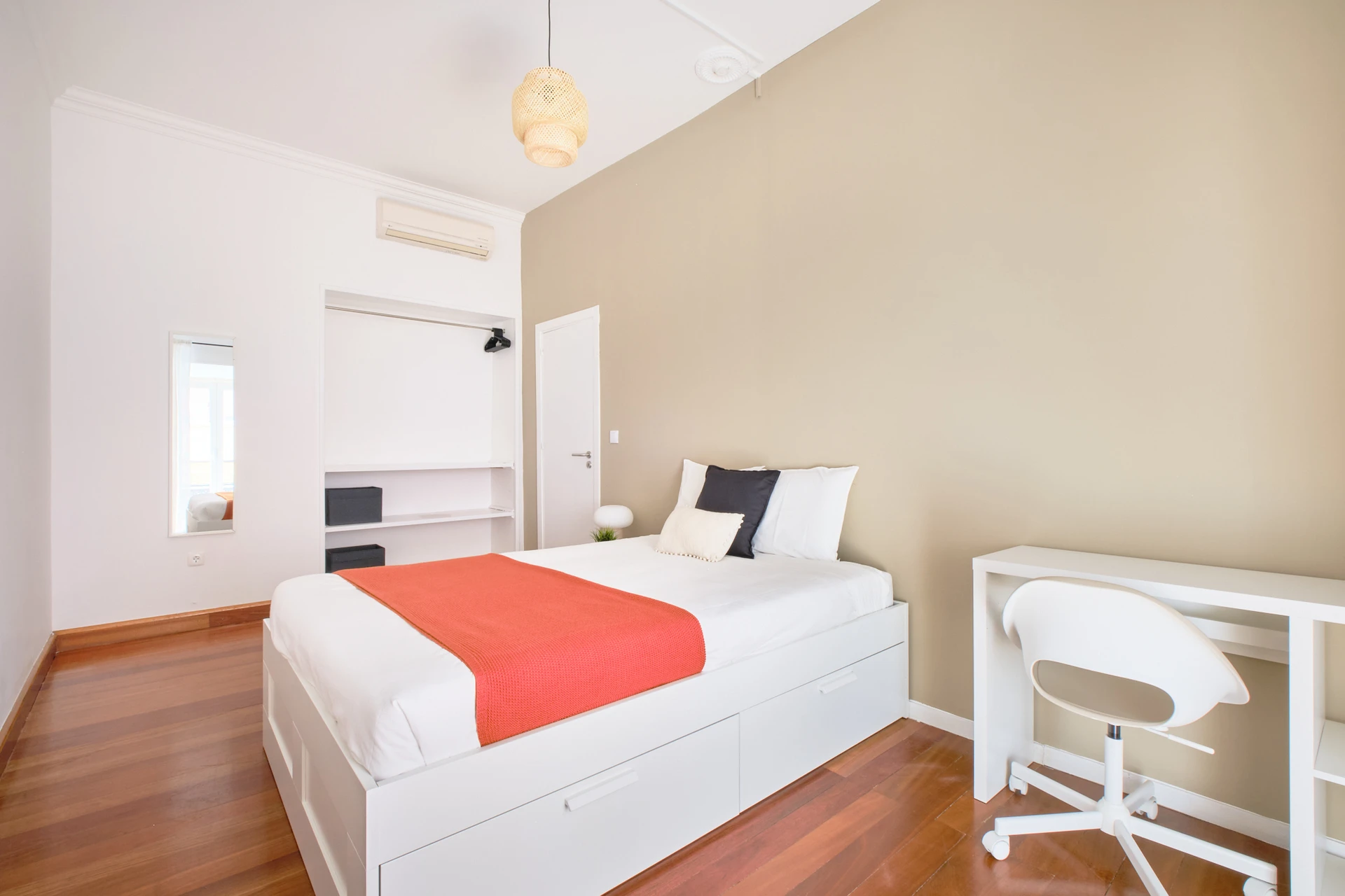 Lisboa • Quarto no Rato