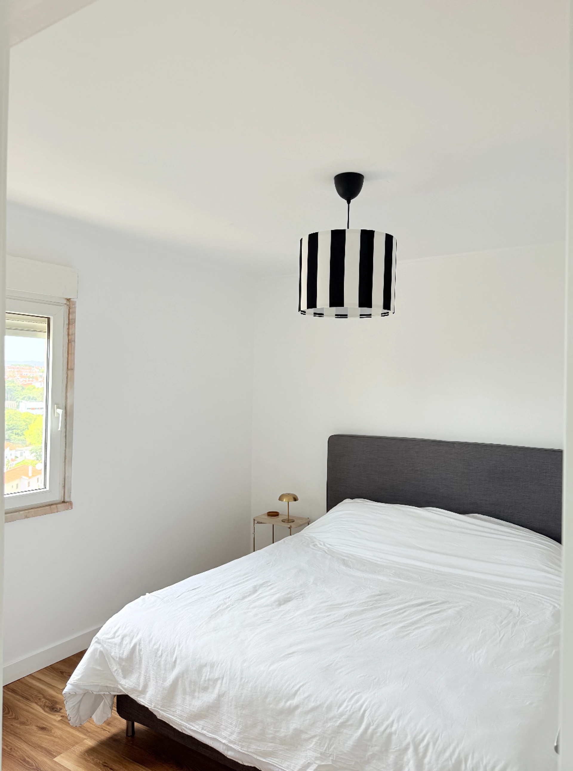 Room1