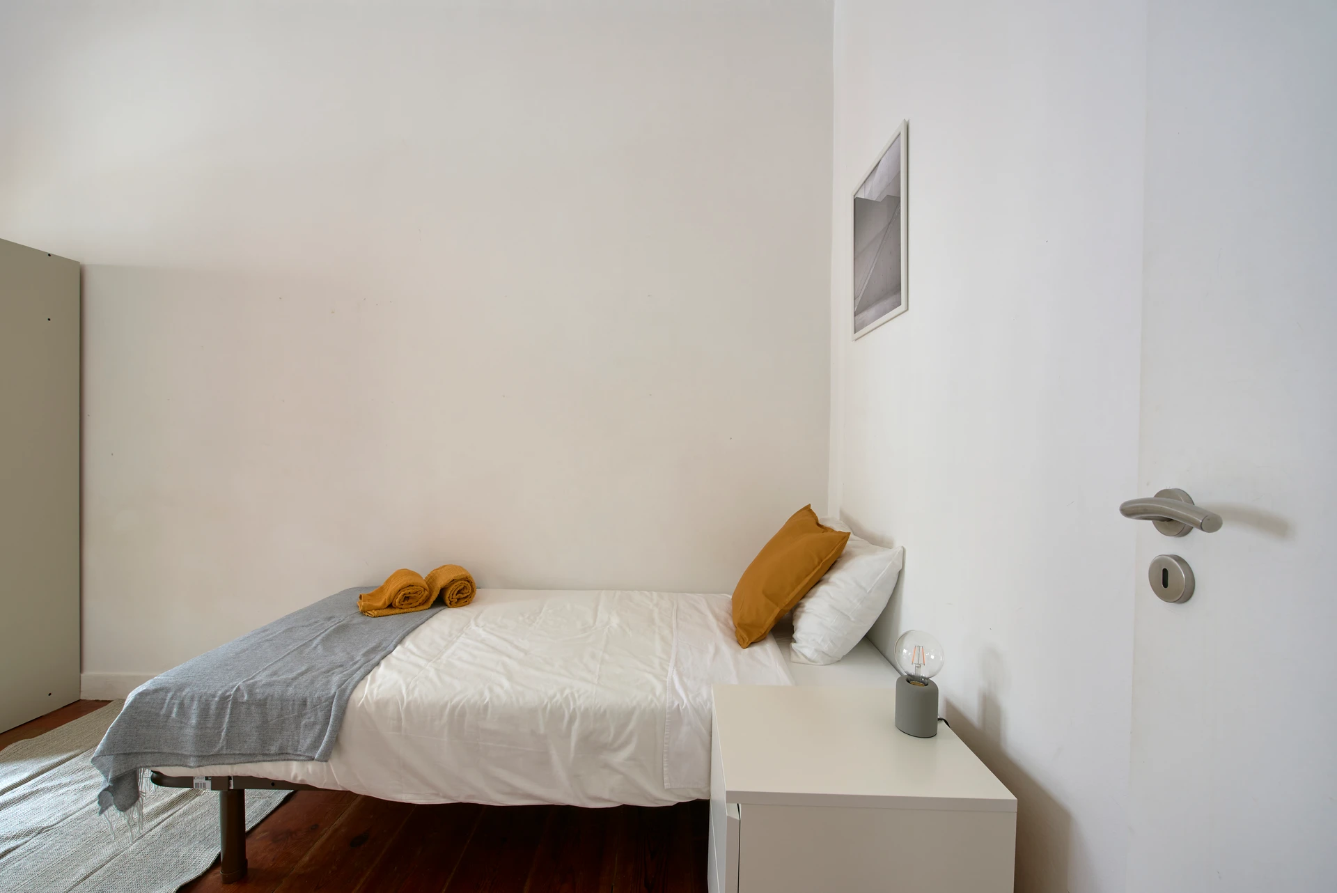 Desterro // Quarto 1