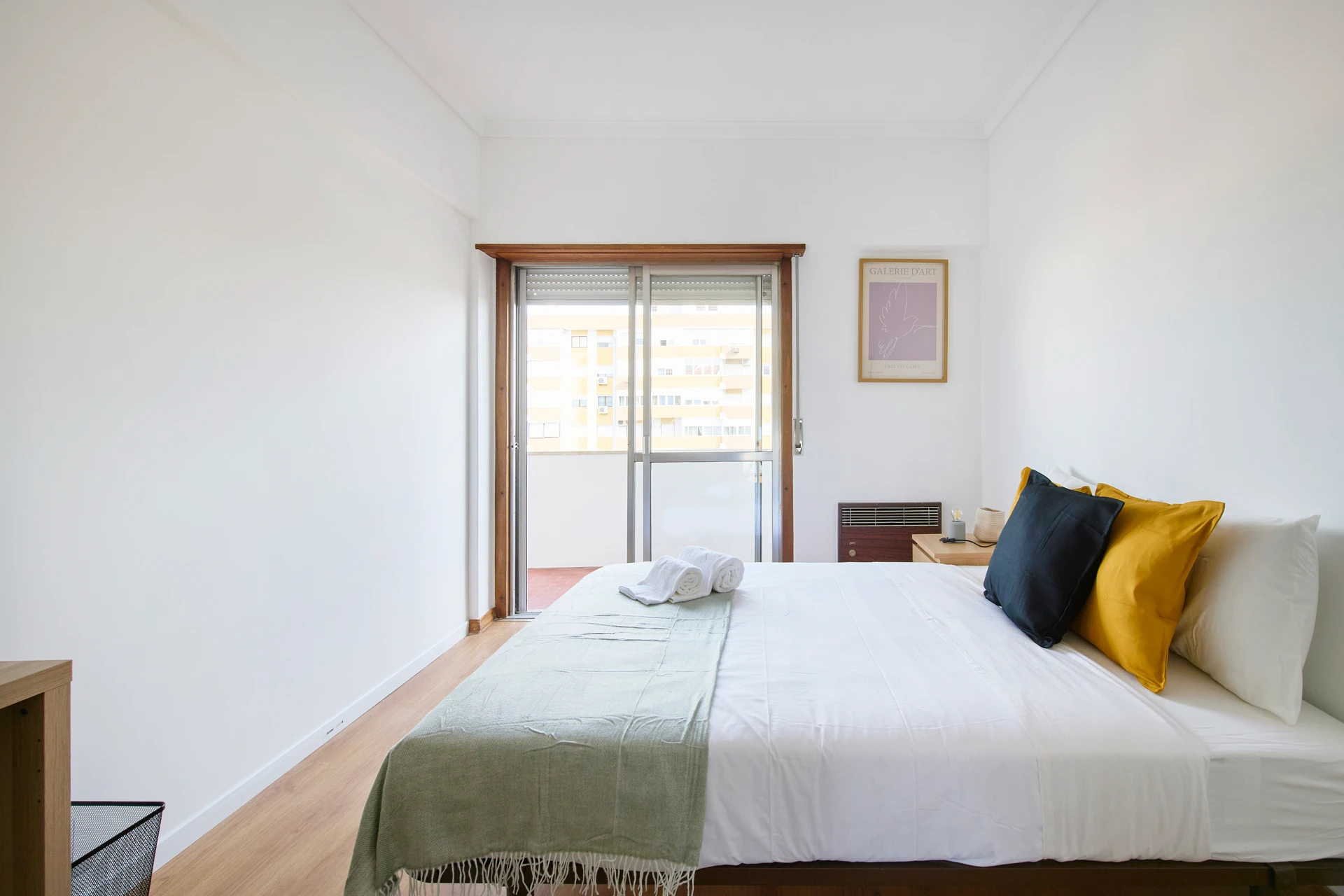 Alameda das Linhas de Torres // Quarto 1, foto 2
