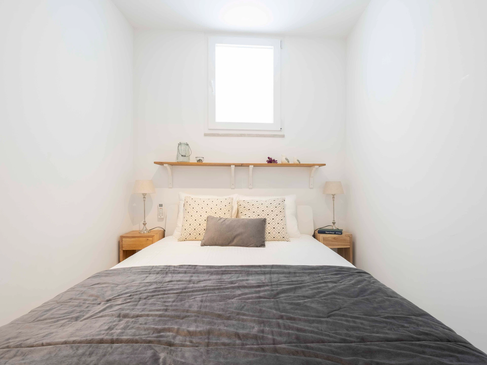 Apartamento T1 novo com ar condicionado em Santos