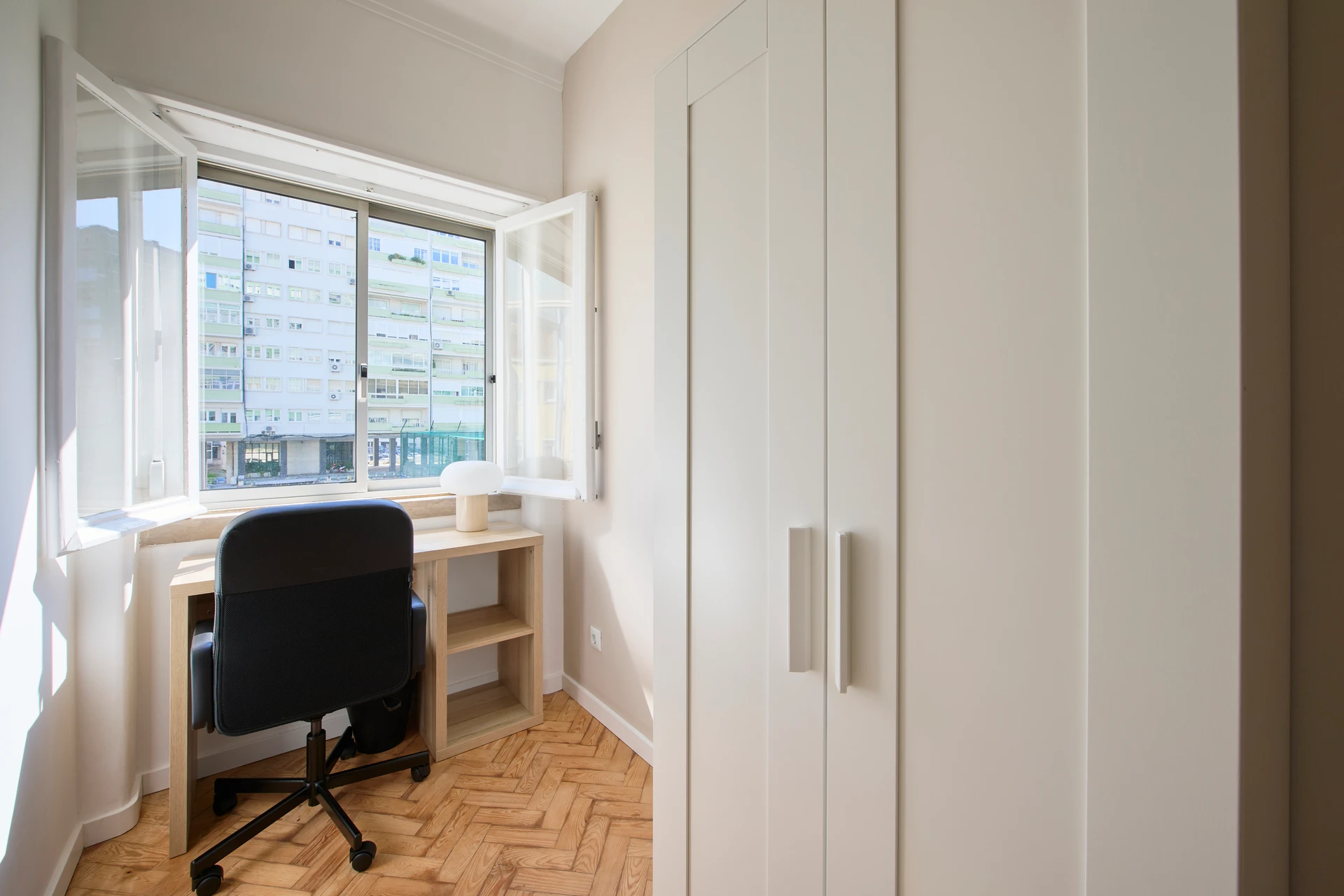 Lisboa • Quarto no Campo Grande