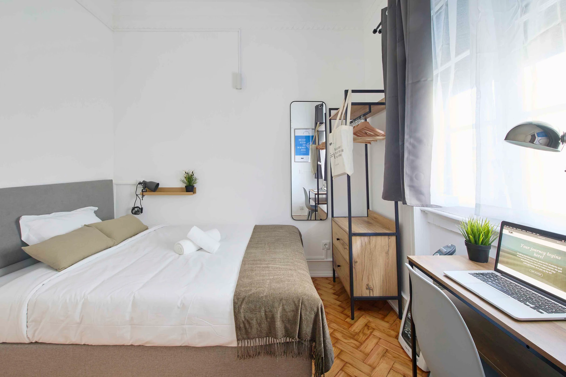 PR12#R5 - Quarto acolhedor com casa de banho privativa, foto 2